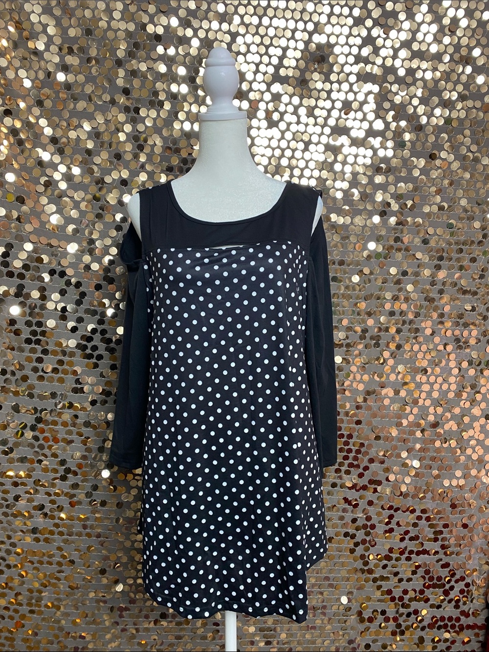 Black and white polka dot top #1531